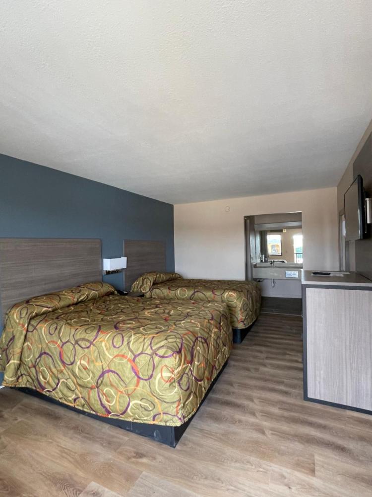 Double Room with Two Double Beds interior